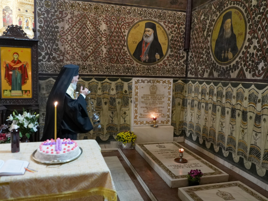 Parastas la Catedrală pentru întemeietorii Eparhiei Dunării de Jos