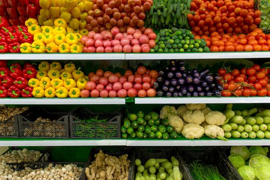 Opoziția trimite la CCR legea raportării stocurilor alimentare