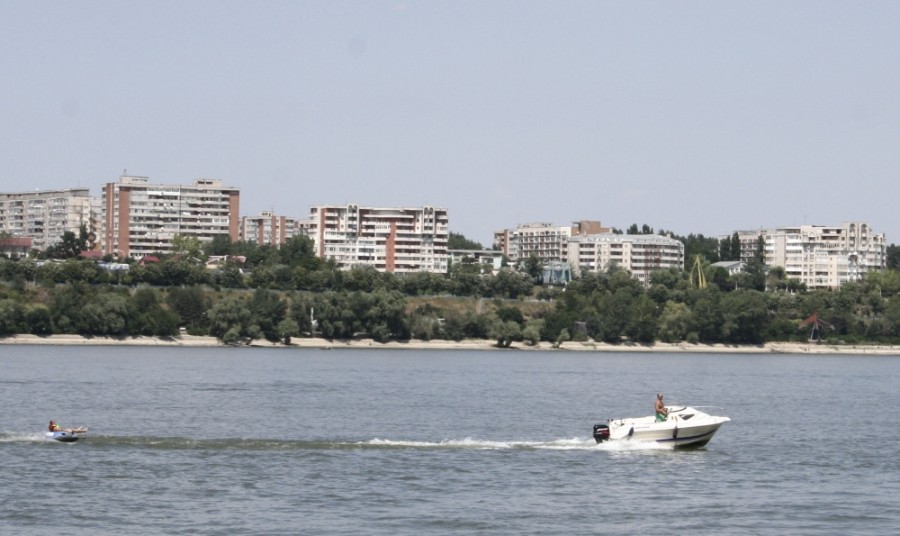 Spectacole nautice costisitoare pe Dunăre
