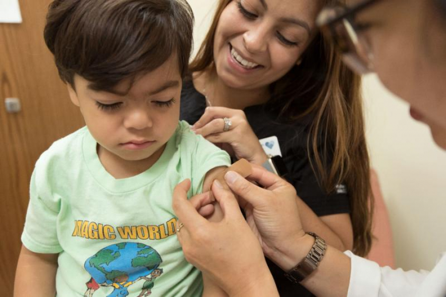 Vaccin anti-COVID produs special pentru copii