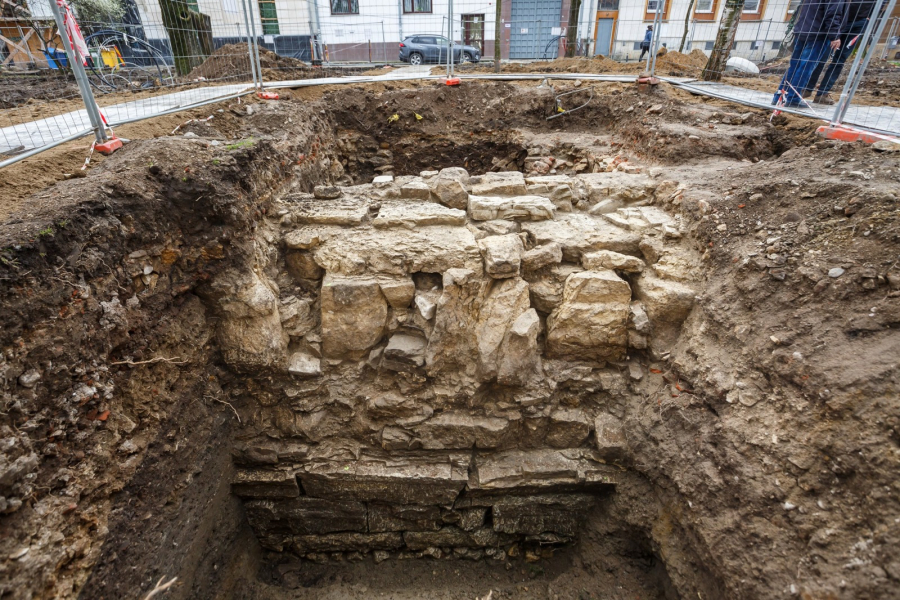 Zidul de incintă al orașului roman Napoca va fi conservat