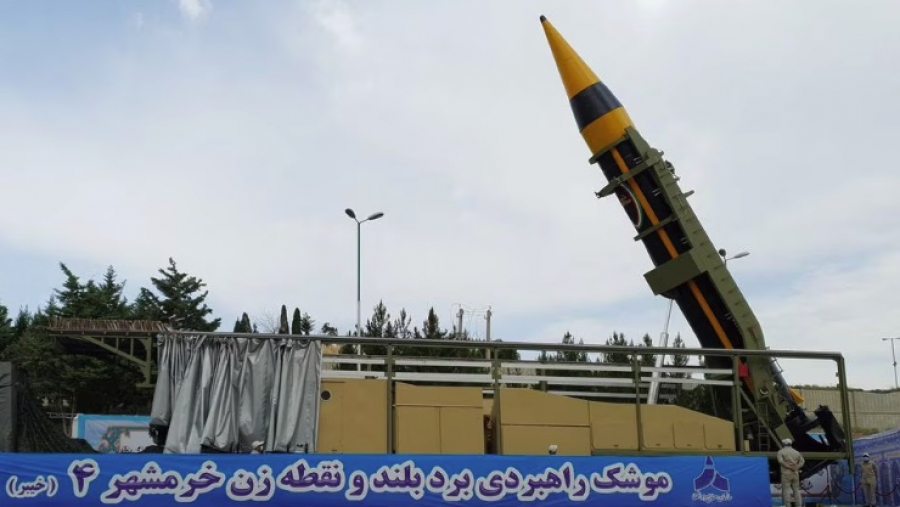 Rachetă balistică lansată de Iran