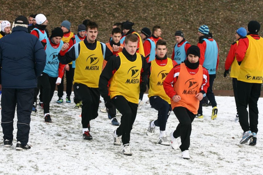 Adversari de Liga Campionilor pentru Oţelul în cantonamentul din Spania