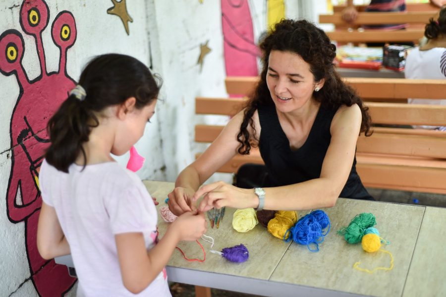 APEL | Se caută voluntari pentru educarea copiilor nevoiaşi