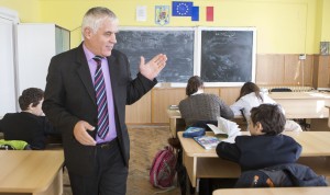 Campanie VL ”Profesioniştii”/ Profesorul Mitică Dudău: ”Elevii ar trebui să vadă în profesor Omul”