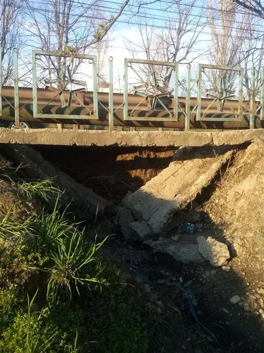 Trotuare suspendate pe Faleza Superioară!