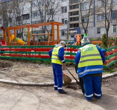 Deţinuţii vor face curăţenie în cartierele oraşului