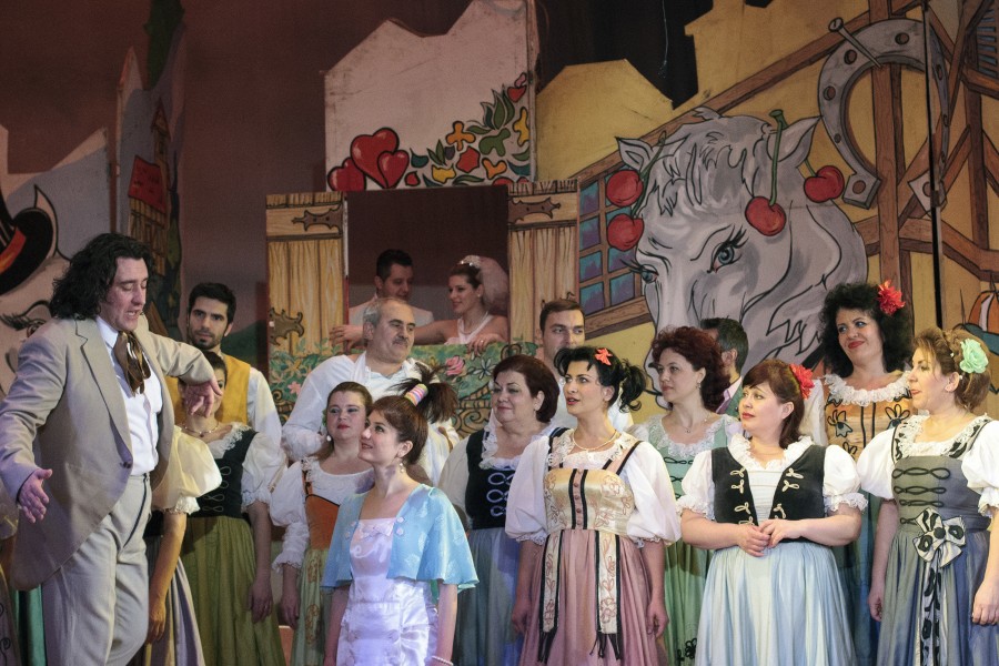 La Teatrul Muzical/ Opereta de succes „La Calul Bălan”