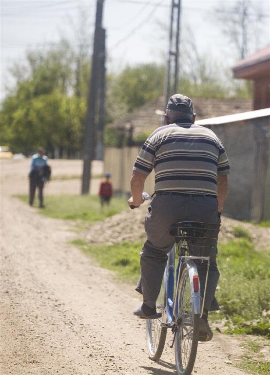 Persoanele din mediul rural, condamnate la şomaj pe viaţă 