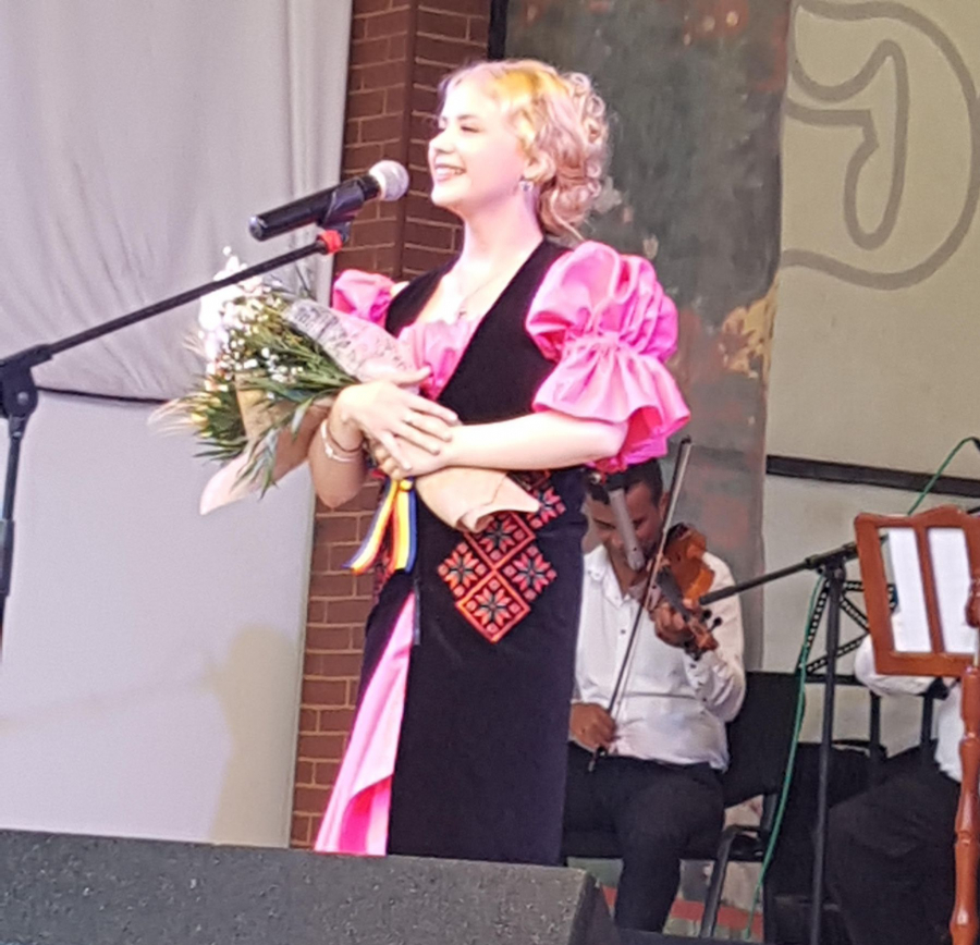 ”Mergi să cânţi şi să răspândeşti lumina!”. Maria Tănase, la dublu, într-un concert de neuitat