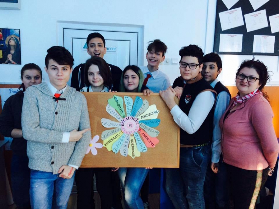 CATEDRA | Ziua Internaţională a Nonviolenţei în şcoală (FOTO)