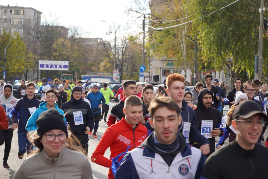 Peste 300 de concurenţi la evenimentul sportiv-caritabil „Crosul Andreian” (FOTO)