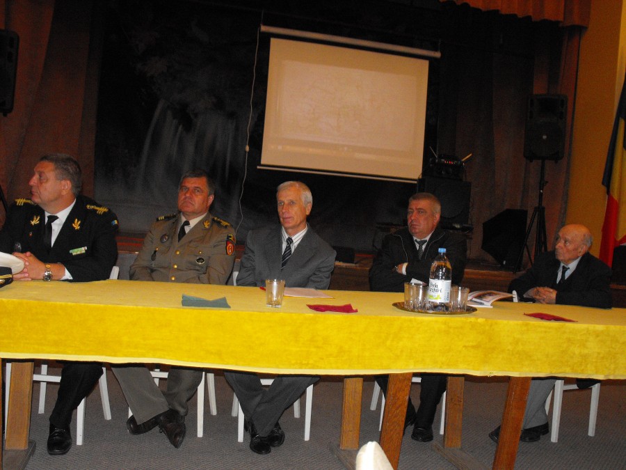 Ceremonie de aniversare a eliberării, la Cercul Militar Galaţi