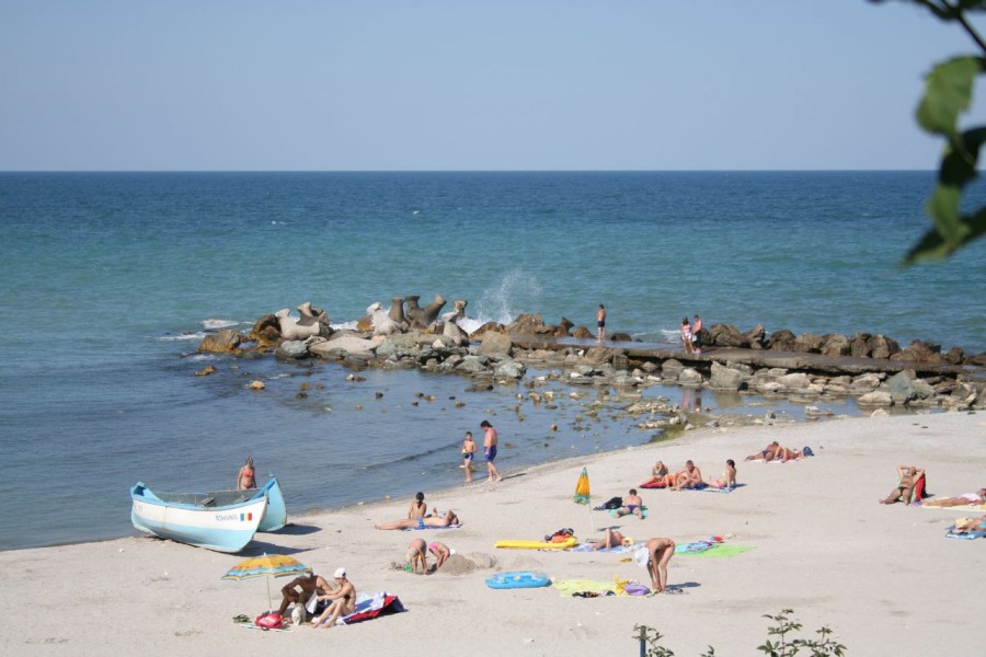 Campania VL „Eu vara nu dorm”/ Cât COSTĂ VACANŢA în staţiunile Neptun şi Jupiter