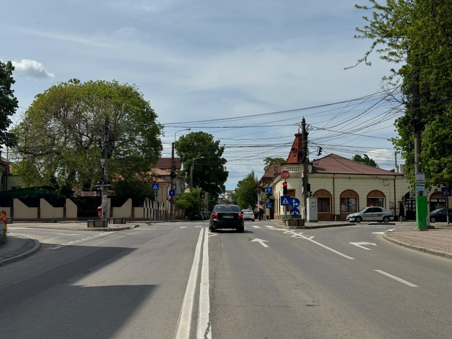 Strada Domnească mai pierde un pic de istorie