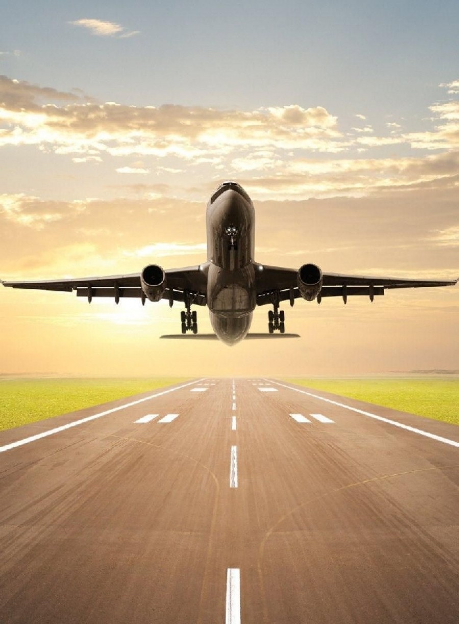 Călătorii cu bani puţini: Când găseşti CELE MAI IEFTINE bilete de avion