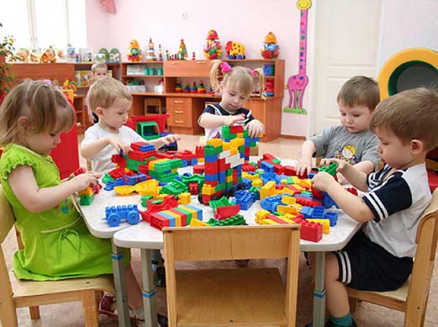 Grădiniţă parohială şi centru social în cartierul Barboşi