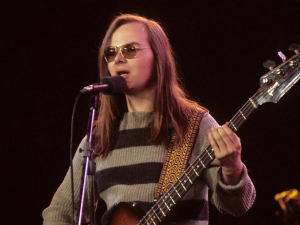 Oameni de seamă. Walter Becker, chitarist laureat cu Premiul Grammy