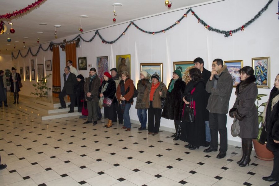 Salonul profesorilor de arte plastice, la Teatrul Muzical "Nae Leonard"