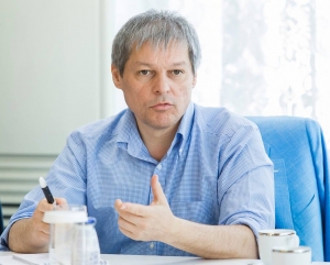 Guvernul a eliminat mai multe taxe şi acte inutile/ Măsuri fără precedent, pentru reducerea birocraţiei