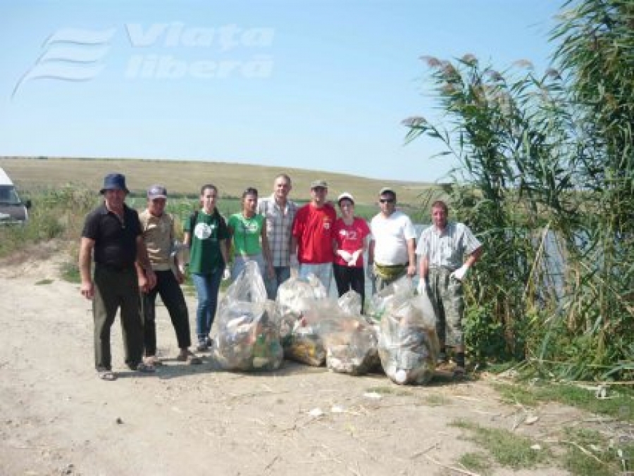 Voluntariatul - nevoia de a face bine