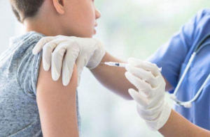 Cum se va desfășura vaccinarea anti-COVID în școli