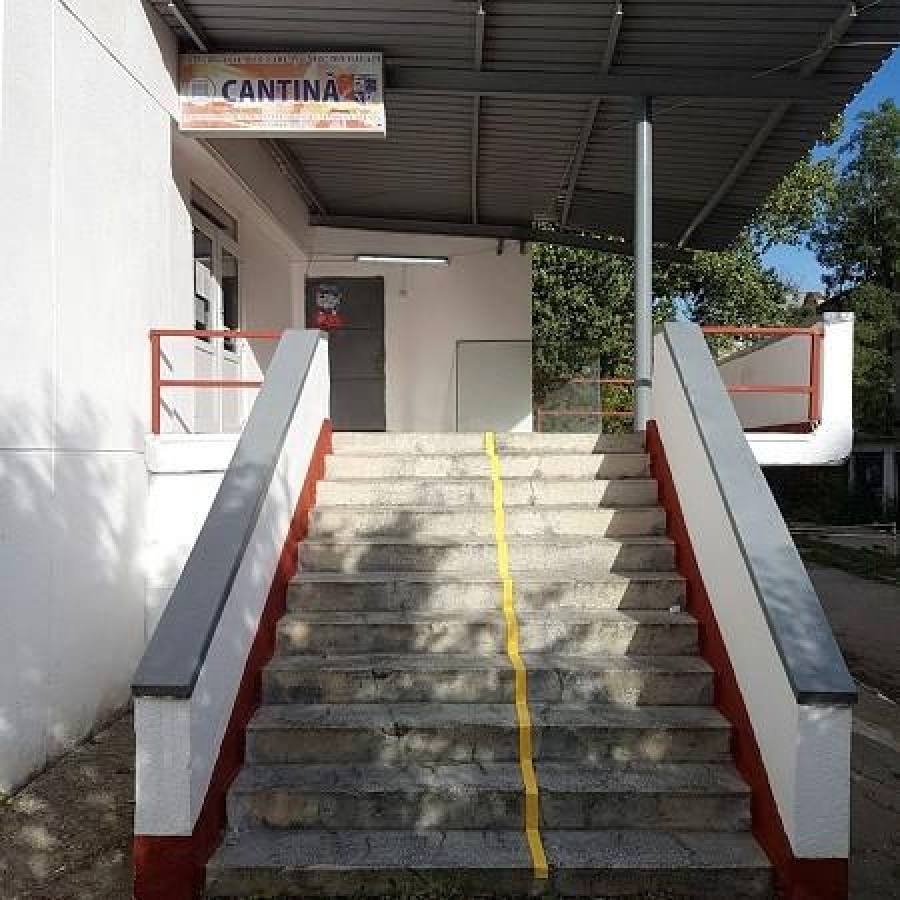 S-a redeschis cantina din campusul studenţesc