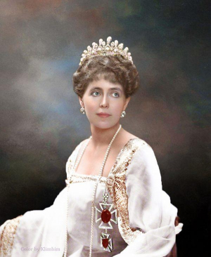 Basmul Reginei Maria, jucat la Opera din Paris şi făcut film