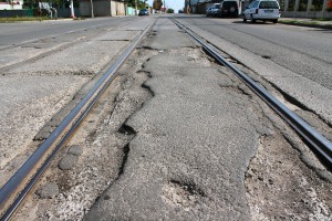 Strada Basarabiei ar putea înghiţi mai mulţi bani decât s-a estimat iniţial