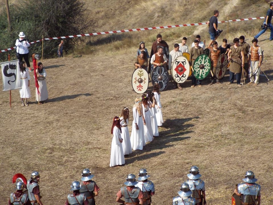 Festivalului "Antiquitas Rediviva", un succes. Mii de gălăţeni au luat parte la demonstraţii (FOTO)