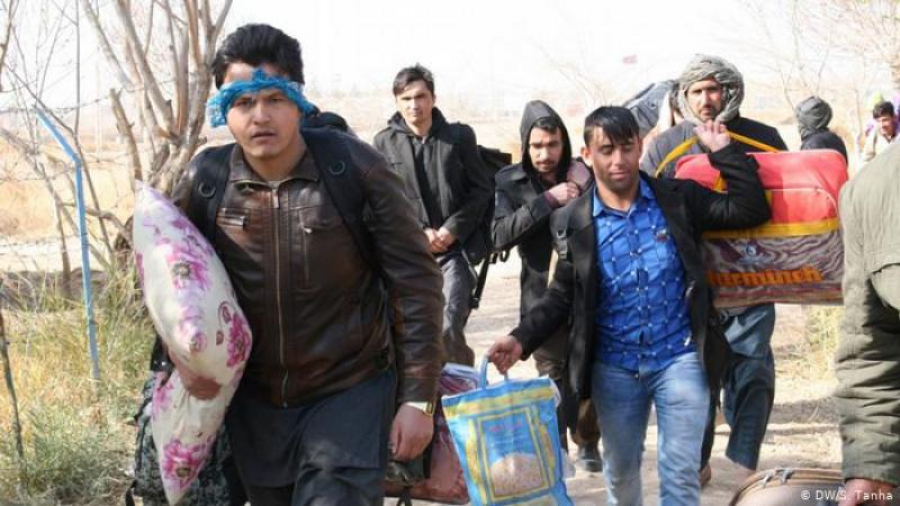 Uniunea Europeană se așteaptă la jumătate de milion de refugiaţi afgani