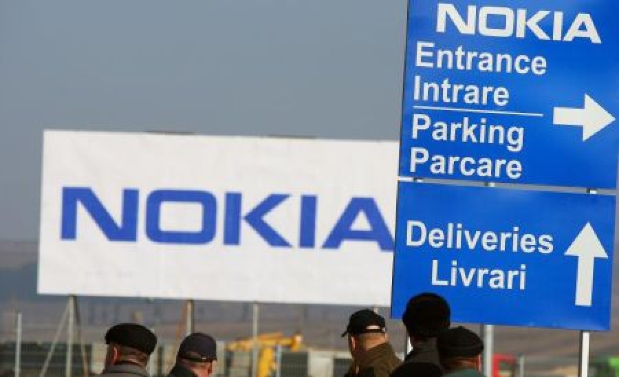 Nokia va închide fabrica de la Jucu, 2.200 de angajaţi îşi vor pierde locurile de muncă