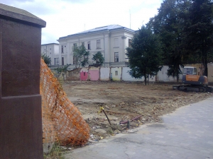 Pe strada Mihai Bravu, REABILITATĂ | Faţada imobilelor demolate va fi reprodusă identic