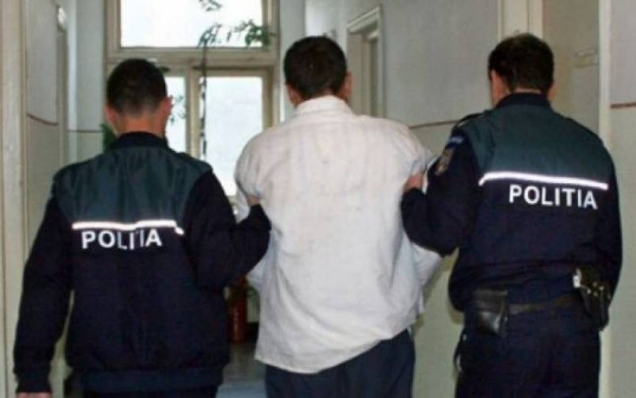 Un urmărit internaţional a fost PRINS când încerca să treacă graniţa