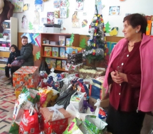 LECŢIE DE GENEROZITATE/ Din Galaţi, ajutor pentru copiii din Măstăcani
