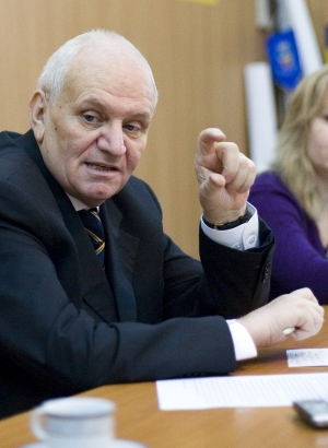 Primarul Dumitru Nicolae - despre războiul rece al căldurii „Miza este electorală” 
