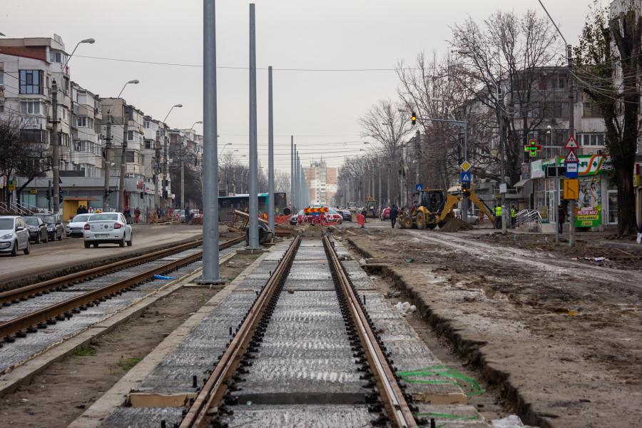 Modernizarea axei Siderurgiştilor - 1 Decembrie, în prelungiri. Contract modificat de două ori