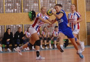 Danubius a pierdut la Roman. Gălăţencele au încheiat turul de campionat pe ultimul loc