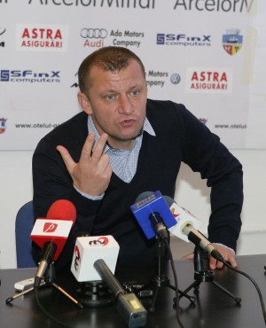 Antrenorul Oţelului spune că zvonurile din ultima perioadă n-au legătură cu realitatea