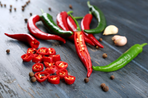 Alimentele iuţi pot creşte riscul de demenţă