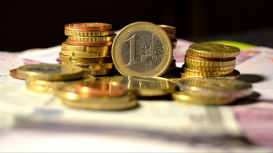 Investitorii așteaptă planul economic al noului guvern