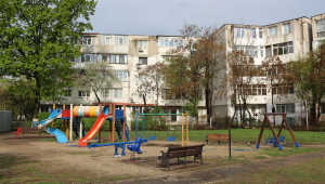 Loc de joacă amenajat în Micro 13