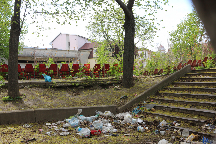 Grădina de Vară ”Central” ar putea fi redată Galaţiului