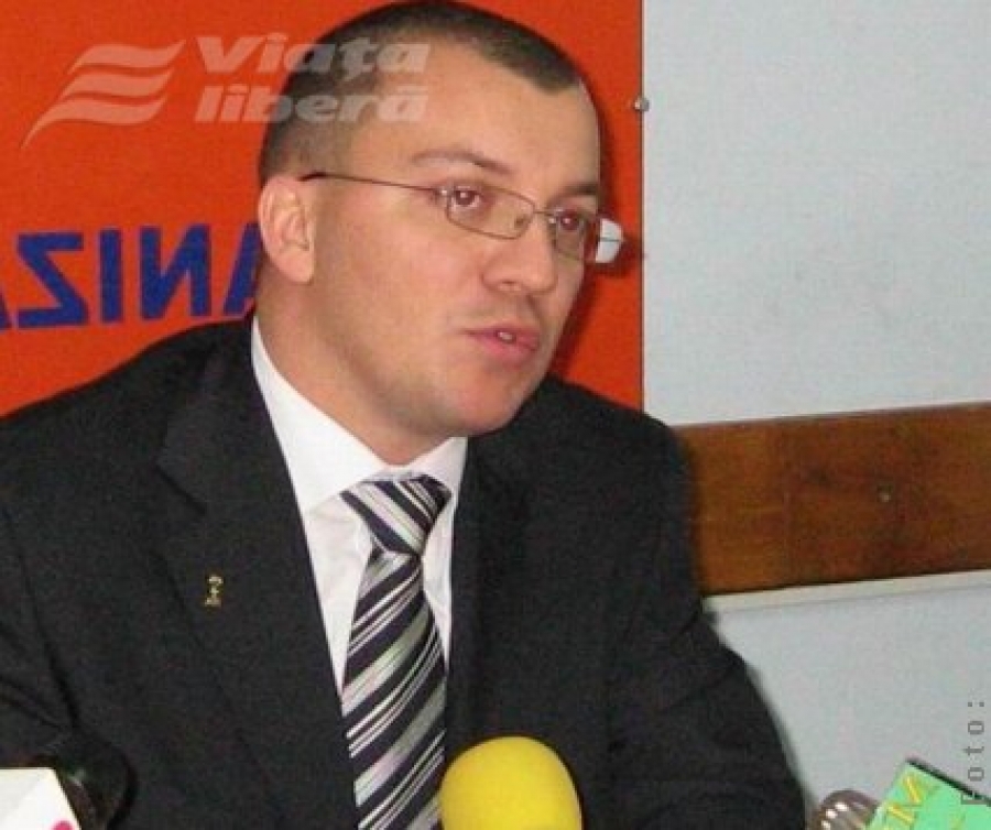 Mihail Boldea îi cere explicaţii publice primarului Dumitru Nicolae