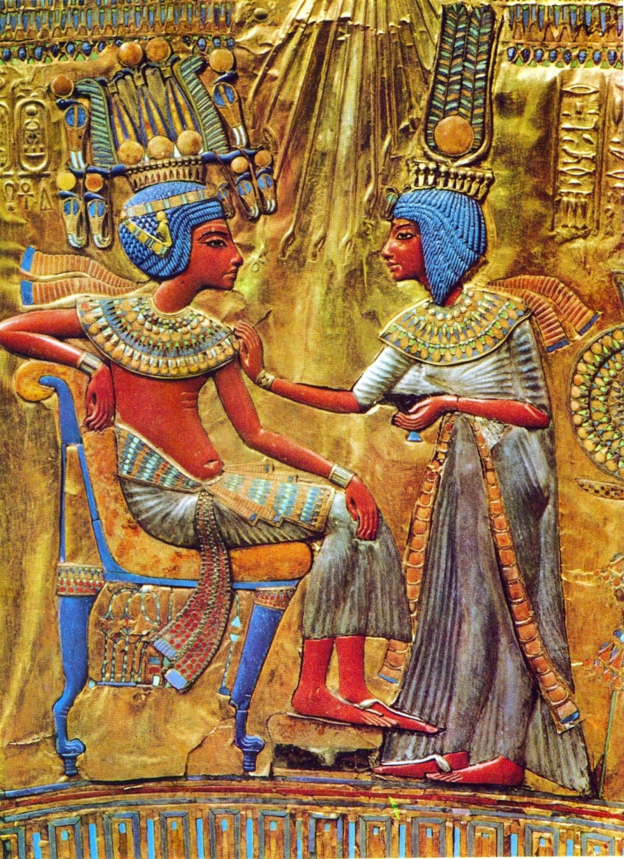 Incestul faraonic, fenomen real?