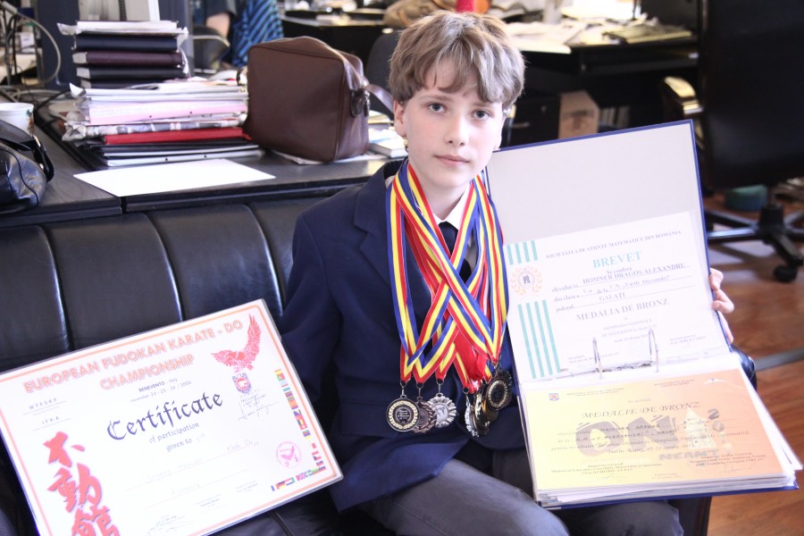 Dragoş Homner - campion la ştiinţe exacte şi karate