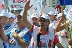 Sindicaliştii gălăţeni, ping-pong între Ponta şi Băsescu