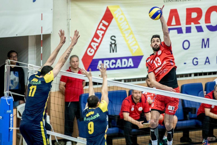 VOLEI | Triumf în derbi pentru CSM Arcada. Şi-au asigurat primul loc la finalul turului