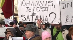 Pensionari gălăţeni şi protestul anti-Iohannis de la Bucureşti