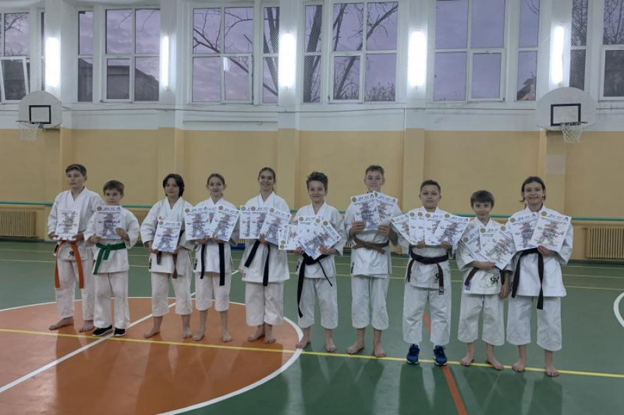 Concurs zonal de karate dominat categoric de cluburile gălățene